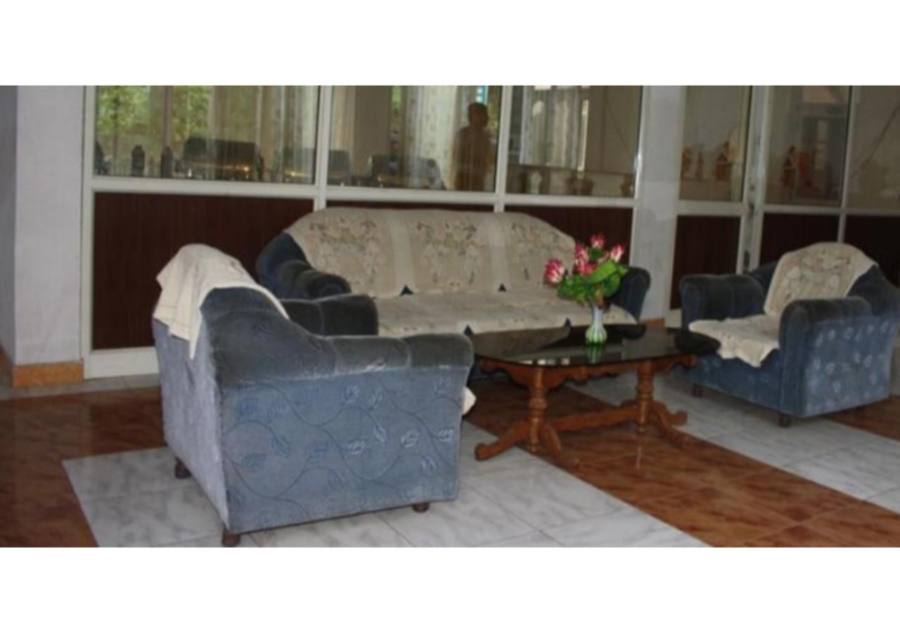 Cozy Swiss Meadows Hotel Khajjiar Exterior photo